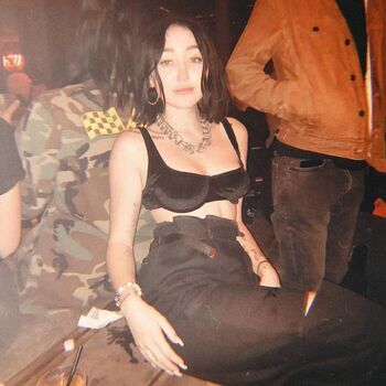 Full leaked Noah cyrus private onlyfans photo