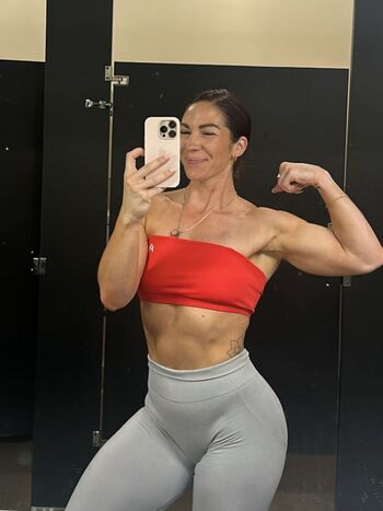 Full leaked Noellebenepe private onlyfans photo