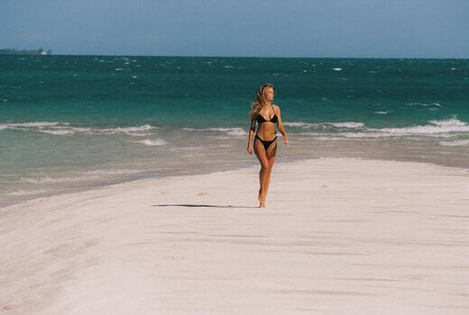 Full leaked Noemie neuens private onlyfans photo