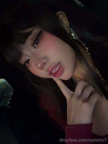 nommiv7