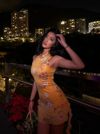 Full leaked Nopearii ari page private onlyfans photo