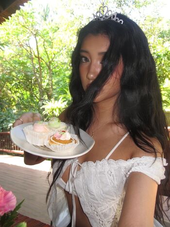 Full leaked Nopearii ari private onlyfans photo