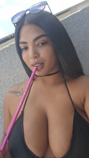 Full leaked Novinhas peitudas  page private onlyfans photo