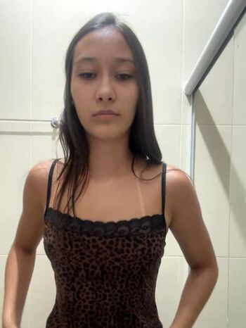 Full leaked Novinhas peitudas private onlyfans photo