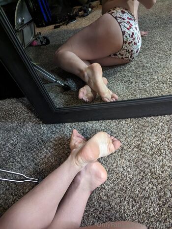 Full leaked Nyxi leon page private onlyfans photo