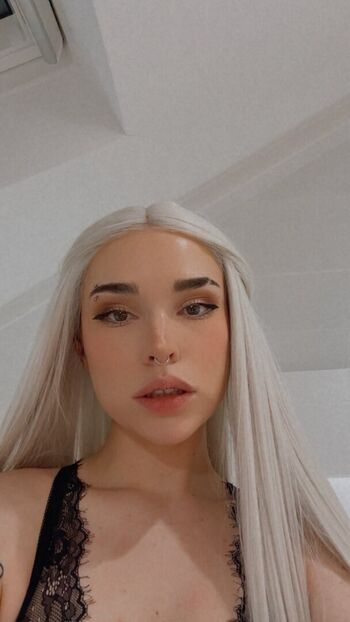 Full leaked Nyyxxii private onlyfans photo