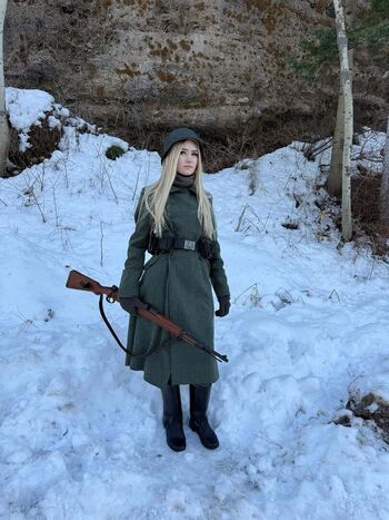 Full leaked Offizieramira private onlyfans photo