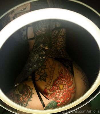 Full leaked Ohioliz private onlyfans photo