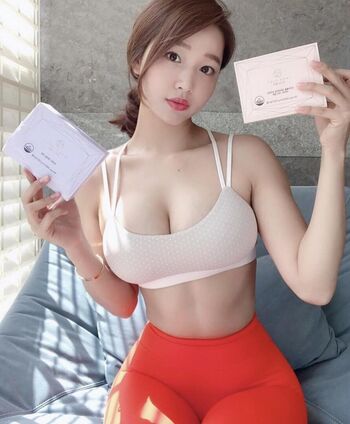 Full leaked Ohttomom page private onlyfans photo