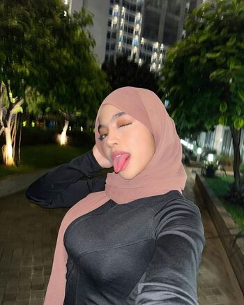 Full leaked Oklinfia private onlyfans photo