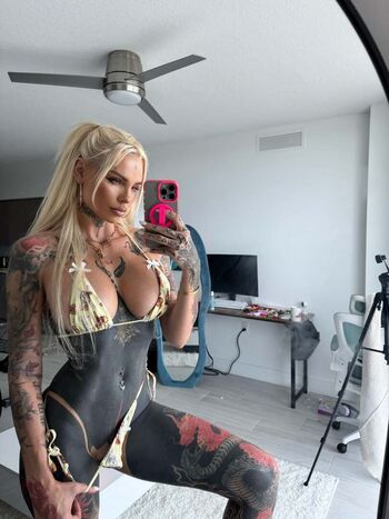 Full leaked Oksana r private onlyfans photo