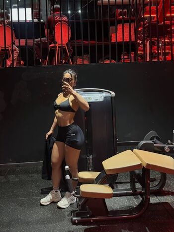 Full leaked Okyyoliviaa  page private onlyfans photo