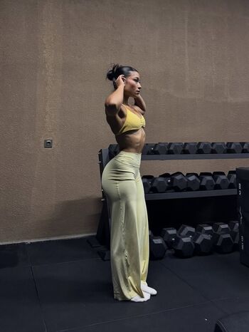 Full leaked Okyyoliviaa private onlyfans photo