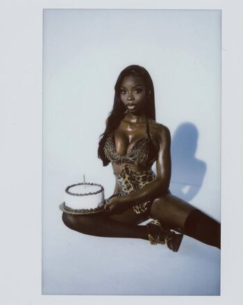 Full leaked Olandria carthen private onlyfans photo