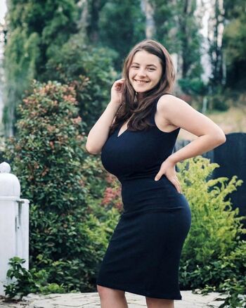 Full leaked Olenax private onlyfans photo