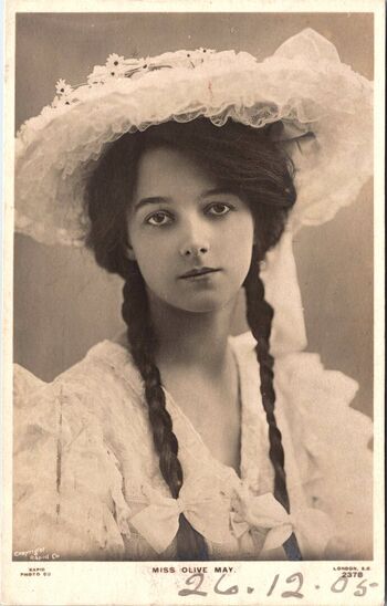 Full leaked Olivemay private onlyfans photo