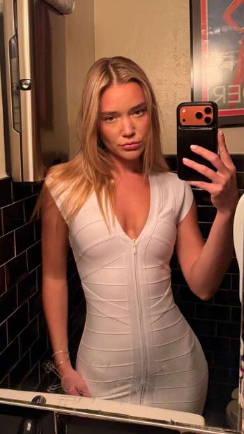 Full leaked Olivia ponton page private onlyfans photo