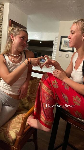 Full leaked Olivia ponton private onlyfans photo