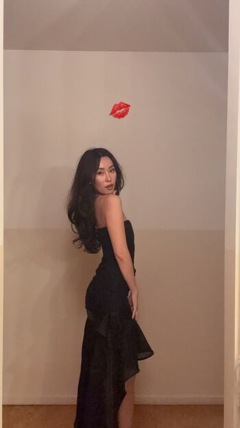 Full leaked Olivia sui page private onlyfans photo