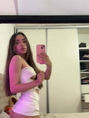 Full leaked Olivia private onlyfans photo