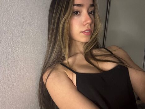 Full leaked Olivia private onlyfans photo