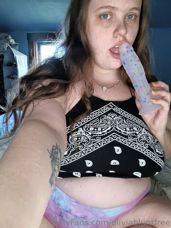 Full leaked Oliviabluntfree private onlyfans photo