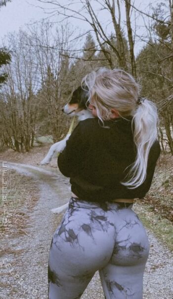 Full leaked Oliviahbls page private onlyfans photo