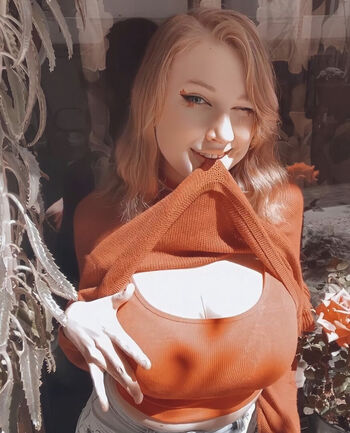 Full leaked Olivialepek private onlyfans photo