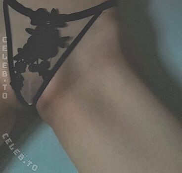 Full leaked Oliviashu private onlyfans photo