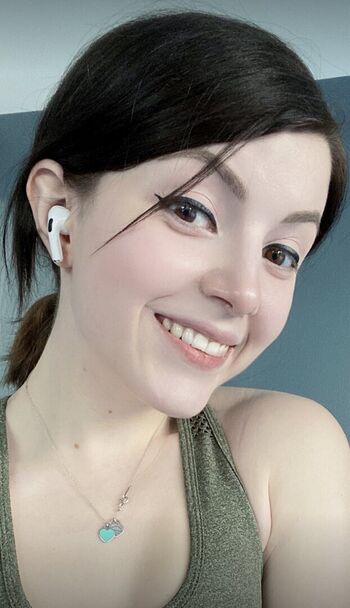 Full leaked Olyashaa page private onlyfans photo