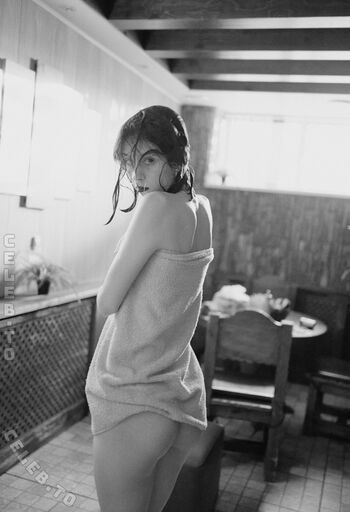 Full leaked Omletik private onlyfans photo