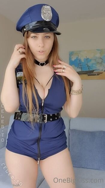 Full leaked Onebigkiss private onlyfans photo