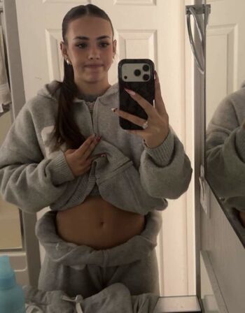 Full leaked Onlyaliya private onlyfans photo