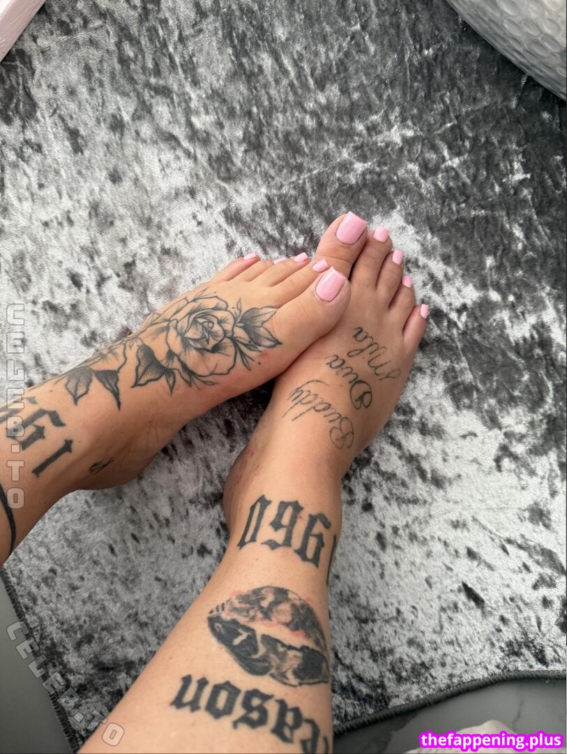 ML040 / Ml_offiziell / Oops! We ran into some problems. / https: / juuuicyml / melinacurves / melinacurves_official / mlyoffiziell / mlys_links / mlysecret Foto OnlyFans Nuda #198