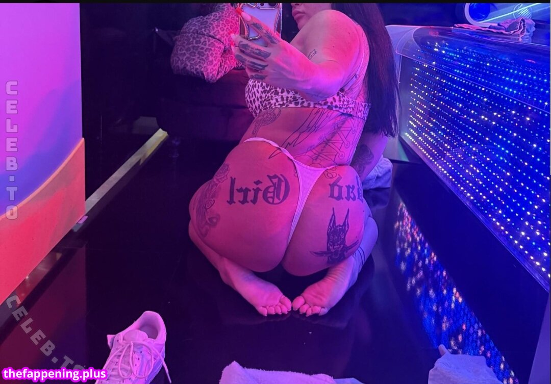 ML040 / Ml_offiziell / Oops! We ran into some problems. / https: / juuuicyml / melinacurves / melinacurves_official / mlyoffiziell / mlys_links / mlysecret Foto OnlyFans Nua #202