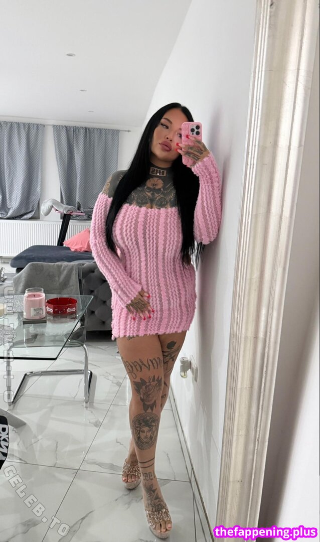 ML040 / Ml_offiziell / Oops! We ran into some problems. / https: / juuuicyml / melinacurves / melinacurves_official / mlyoffiziell / mlys_links / mlysecret Photo OnlyFans Nu #203