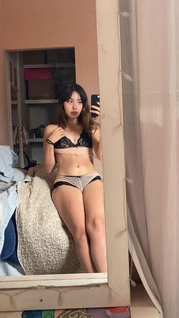 Full leaked Orobellee private onlyfans photo