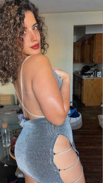 Full leaked Oshi az private onlyfans photo