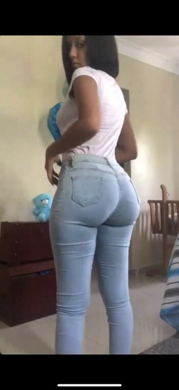 Full leaked Osmaadoll private onlyfans photo