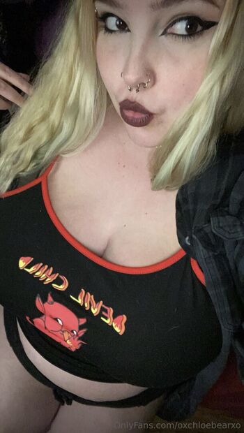 Full leaked Oxchloebearxo private onlyfans photo