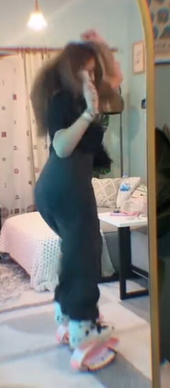 Full leaked Ozge azunyan page private onlyfans photo