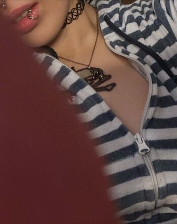 Full leaked Prvert oggyuan yuyu private onlyfans photo