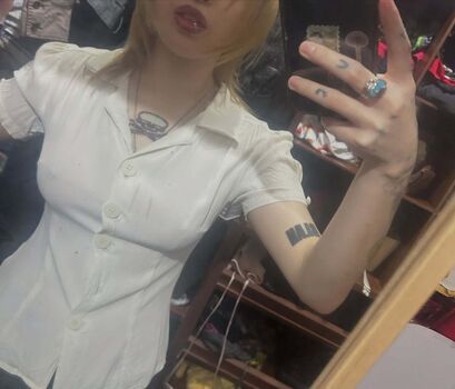 Full leaked Prvert oggyuan yuyu private onlyfans photo