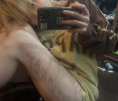 Full leaked Prvert oggyuan yuyu private onlyfans photo