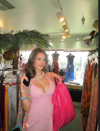 Full leaked Pami baby private onlyfans photo