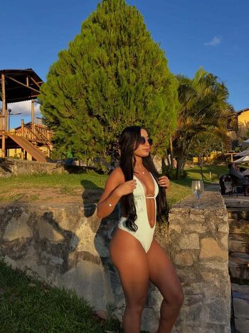Full leaked Panmellaa private onlyfans photo