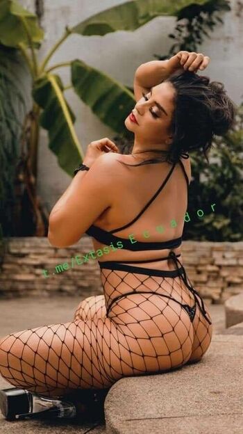 Full leaked Paola farias private onlyfans photo