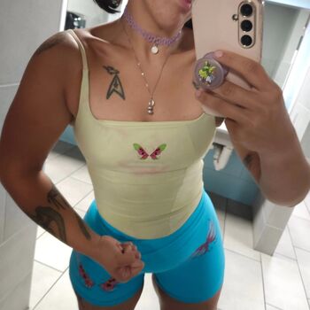 Full leaked Paperbag private onlyfans photo