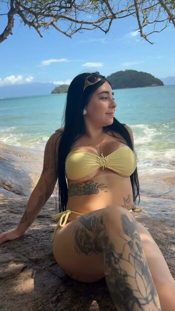 Full leaked Paraisodaboemia private onlyfans photo