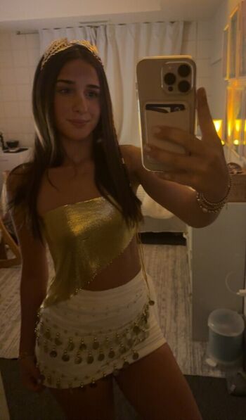 Full leaked Pardiss carello  page private onlyfans photo